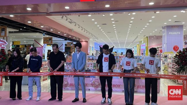 Resmi Buka di Transmart Cibubur, Miniso Pink 'Hujan' Promo dan Hadiah