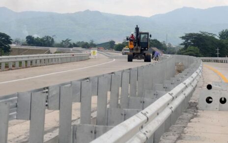 Hari Pertama Dibuka, 15 Ribu Mobil Lewati Tol Fungsional Yogya-Solo