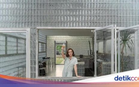 Atiqah Hasiholan Hobi Kulineran dan Punya Bisnis Coffee Shop