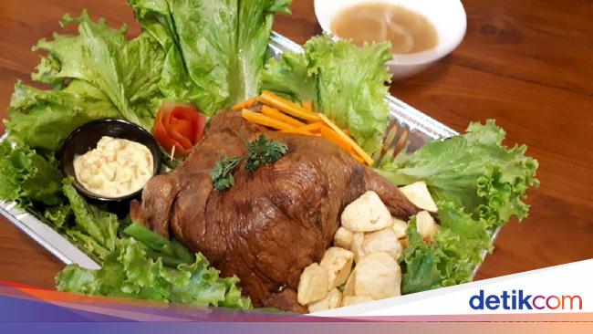 5 Fakta Ayam Kodok, Sajian Ikonik Natal yang Rumit Proses Pembuatannya