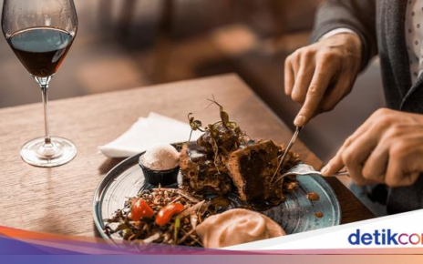 Turis China Ini Kecewa dengan Porsi dan Kemasan Makanan di Malaysia