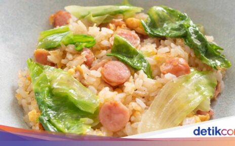 Resep Nasi Goreng Sosis dan Lettuce Tanpa Cabe yang Gurih Segar