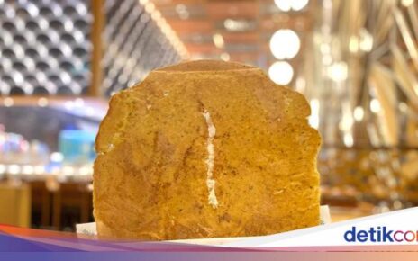 Cicip Senbei, Crepes Jumbo Isi Salmon dan Udang ala Jepang