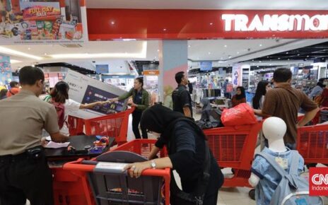 Pekan Gajian, Waktunya Borong Belanja di Transmart Full Day Sale